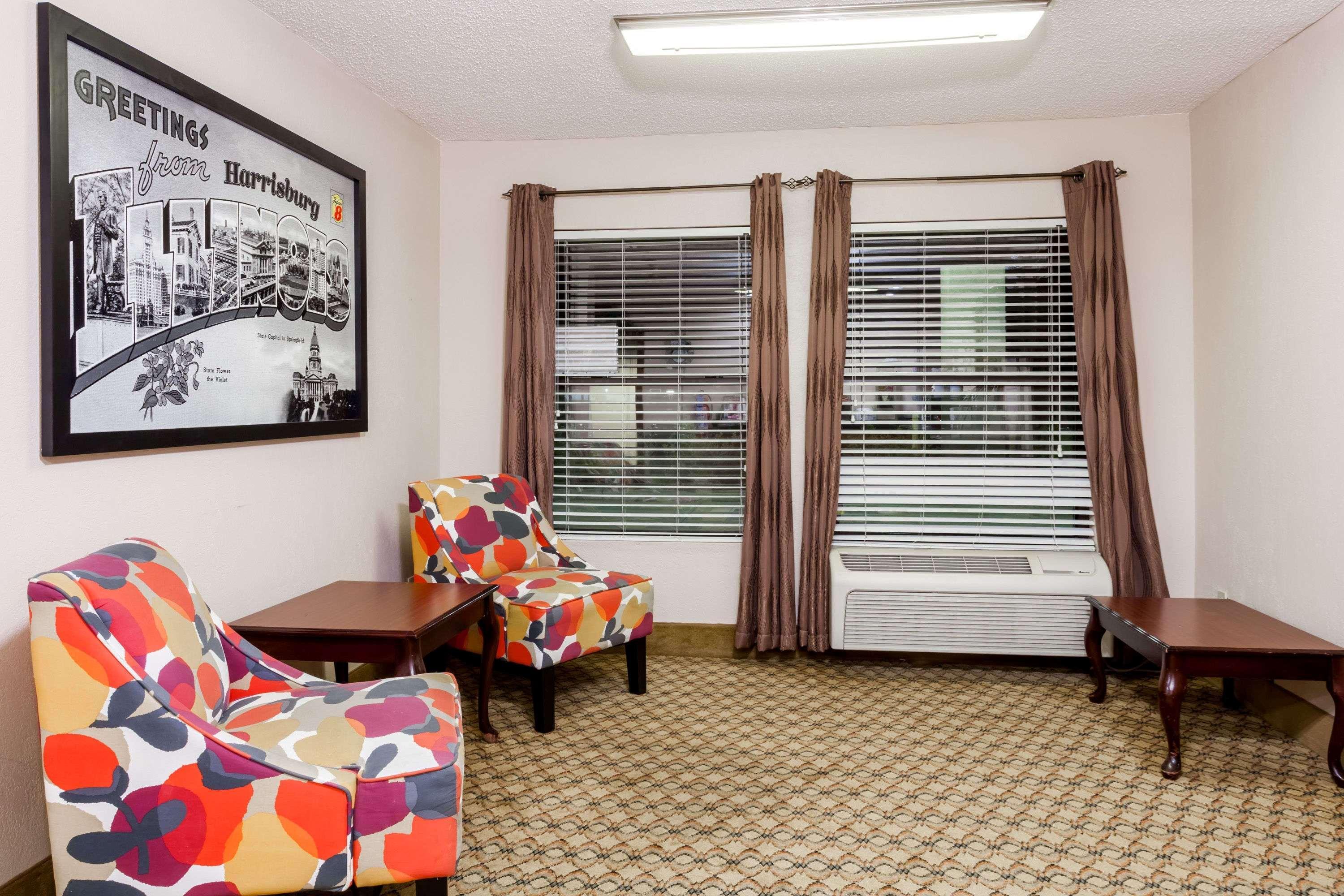 Super 8 By Wyndham Harrisburg Otel Dış mekan fotoğraf