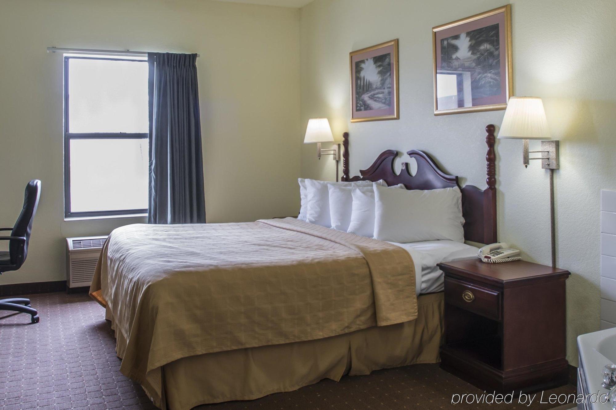 Super 8 By Wyndham Harrisburg Otel Dış mekan fotoğraf