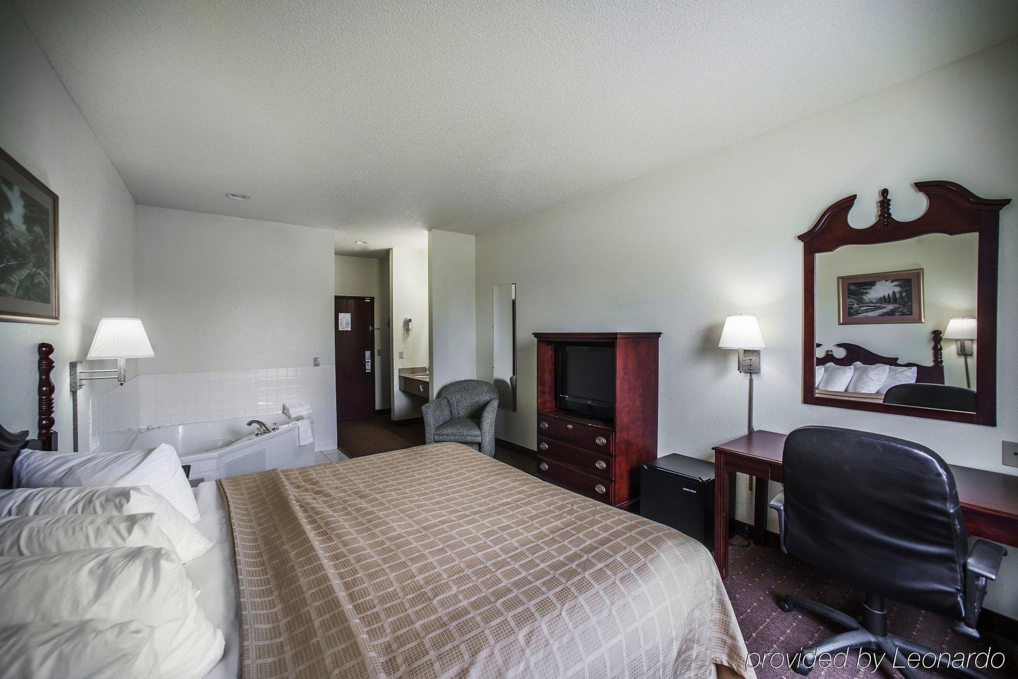 Super 8 By Wyndham Harrisburg Otel Dış mekan fotoğraf
